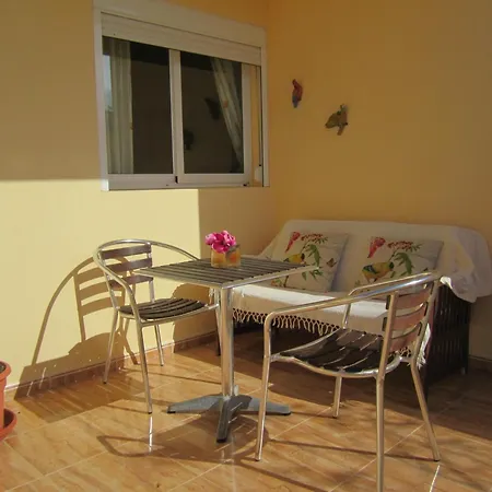 Costa Calma: Spacious Family Apartment